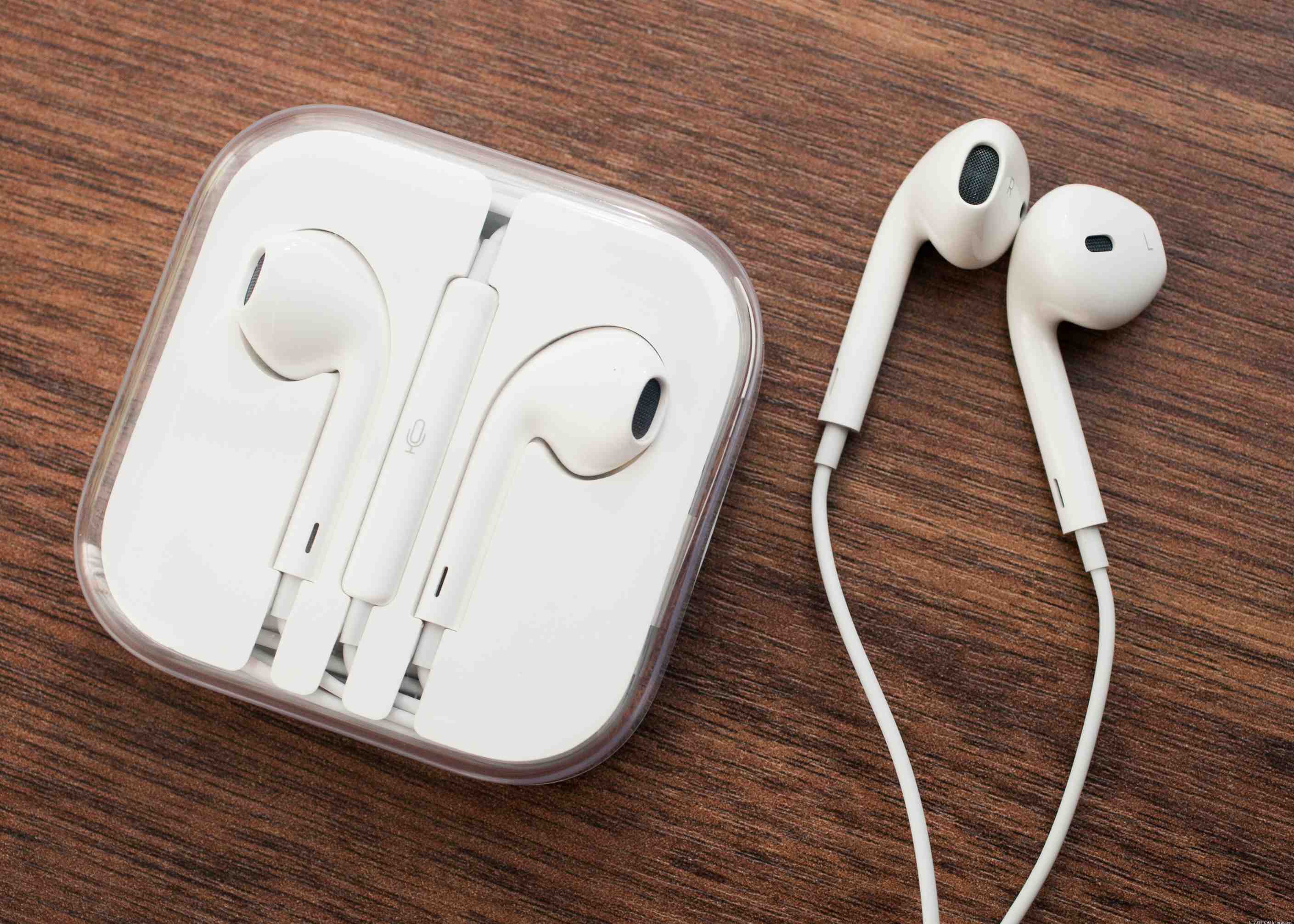 Наушники Apple EarPods/10 фактов о продукте
