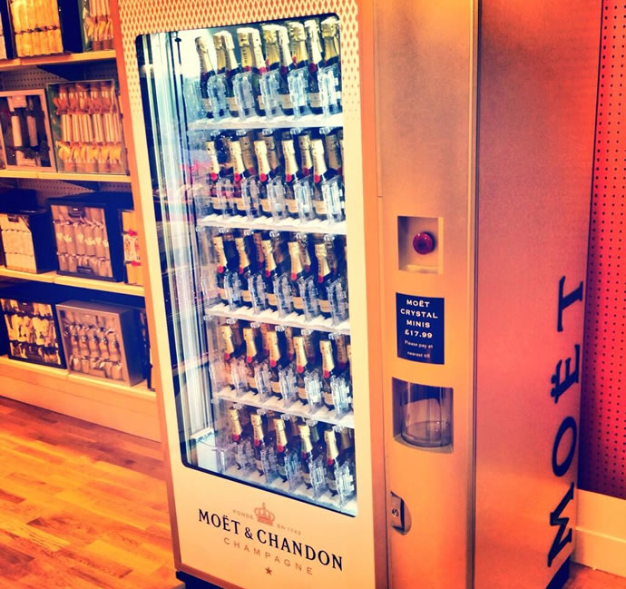 moet-chandon-vending-machine-1