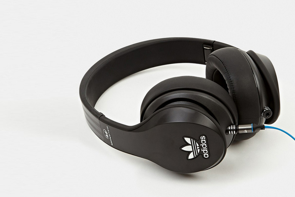 adidas-originals-x-monster-headphones-2