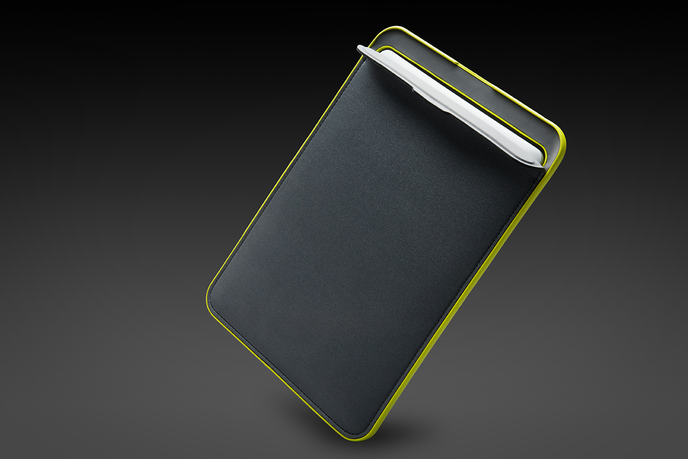 incase-launches-icon-sleeve-with-new-protection-technology-01
