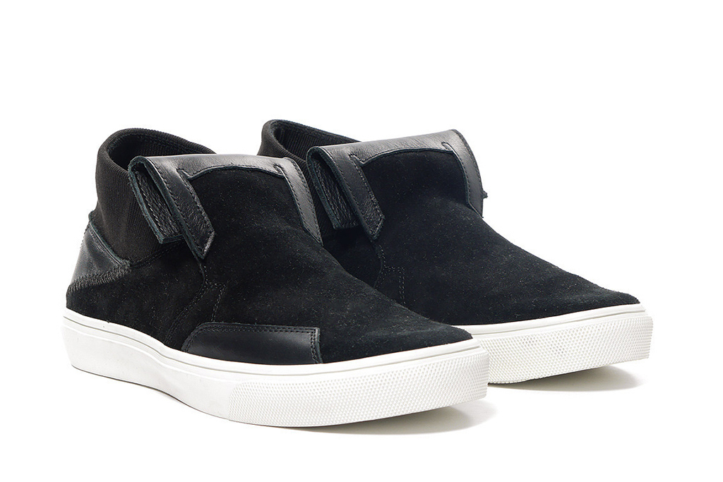 stone-island-shadow-project-step-on-slip-on-suede-leather-sneakers-01