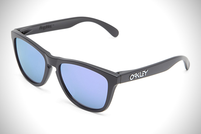 Oakley-Frogskin-Sunglasses