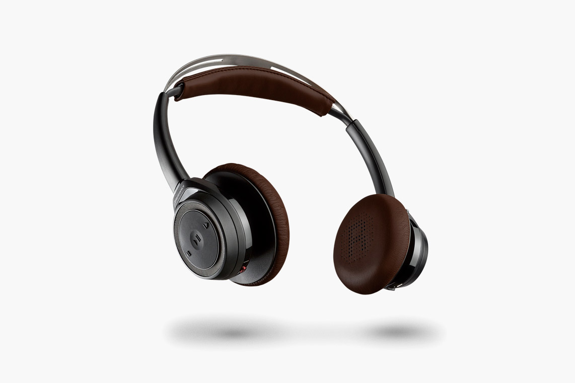 plantronics-backbeat-sense-wireless-headphones-01