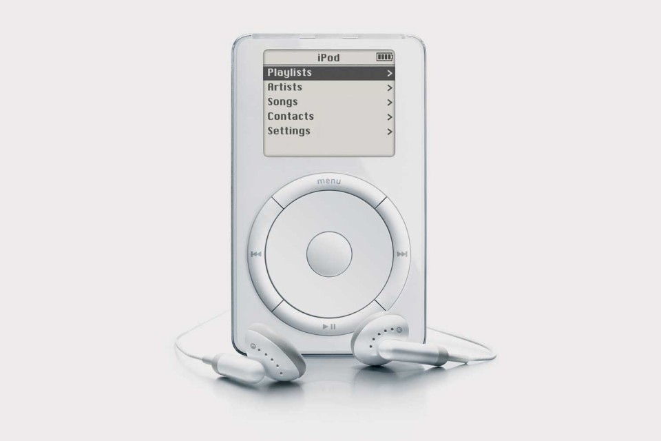 Первый Apple iPod / Хороший музыкальный плеер!