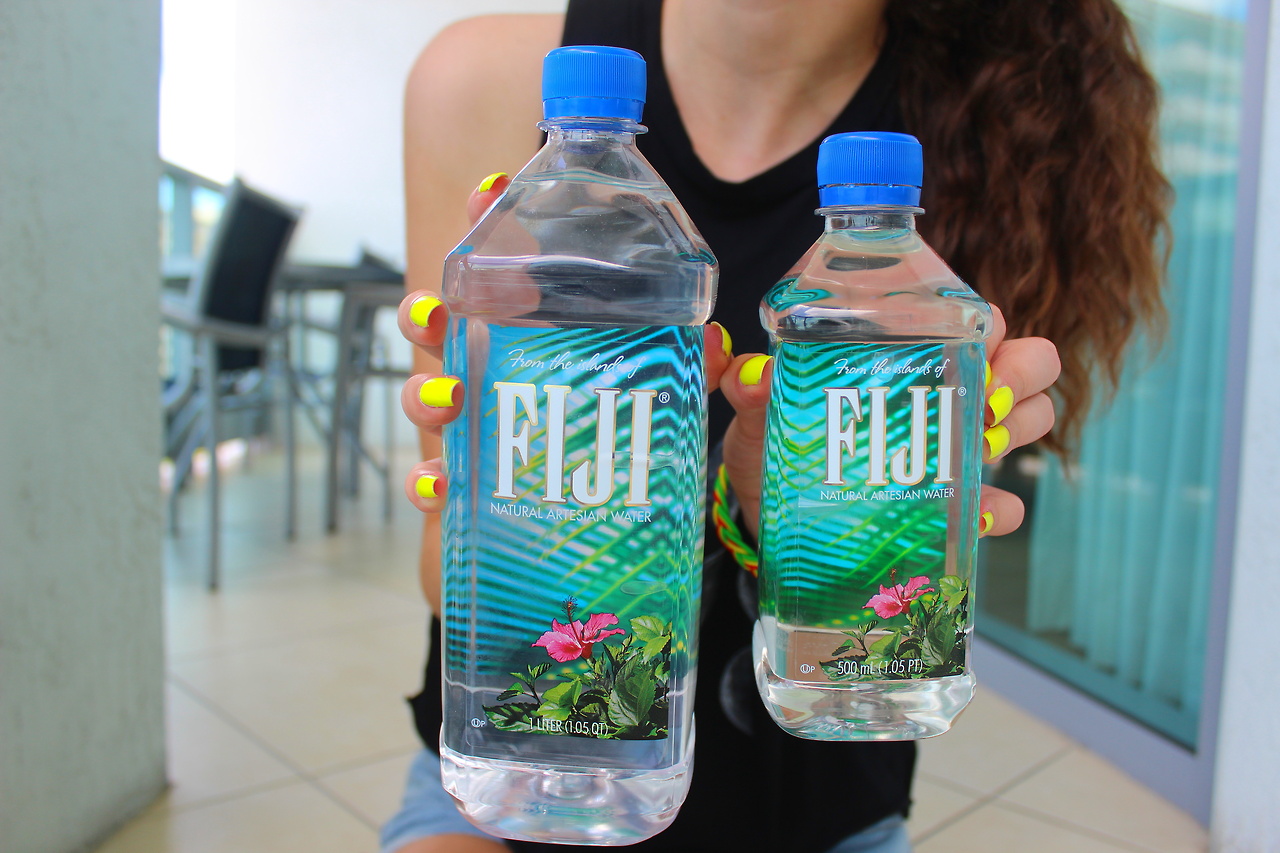 Вода Fiji / Очень правильная!